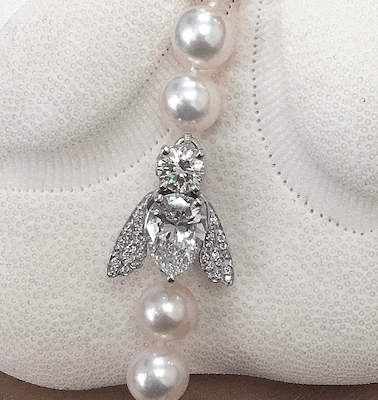 Pearl Necklace Bee Clasp