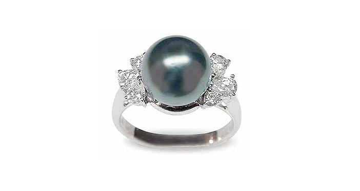 Phallaina Black Tahitian South Sea Pearl Ring