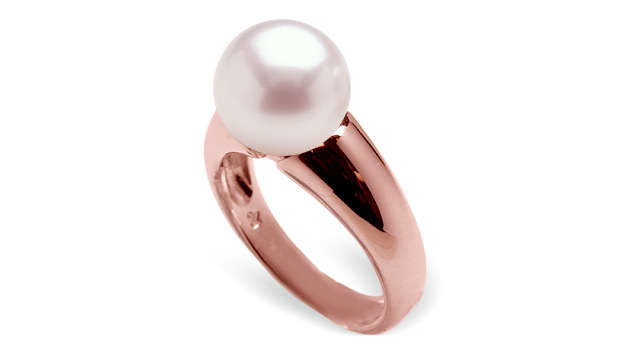 Pink Tres Jolie a Japanese Akoya Cultured Pearl Ring