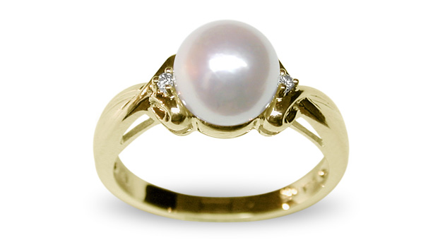 Ruby a Japanese Akoya Cultured Pearl Ring