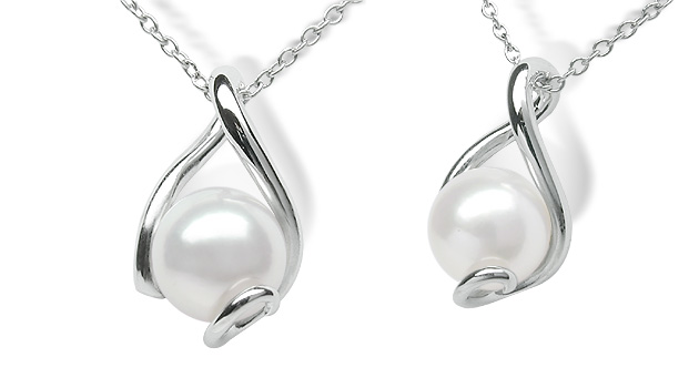 Shirley a Japanese Akoya Cultured Pearl Pendant