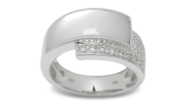 SOLD - Vanora a Mother of Pearl Ring