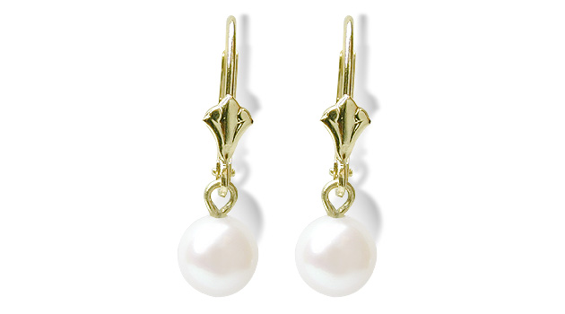 White Dangle a Round Freshwater Cultured Pearl Earring
