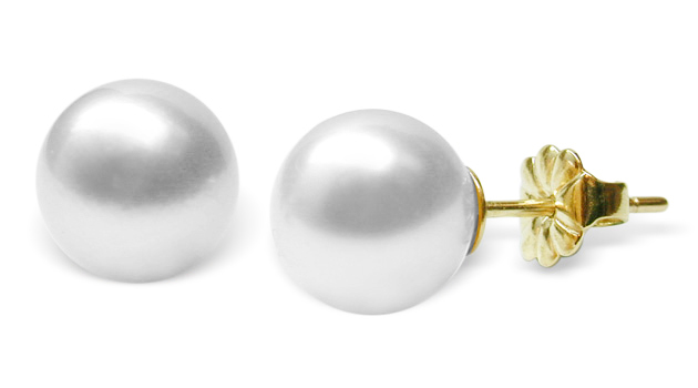 White Freshwater Stud Earrings