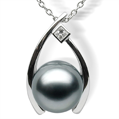 Wish a Black Tahitian Cultured Pearl Pendant