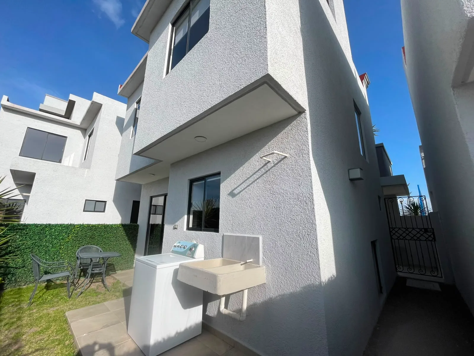 Foto 10 de casa en venta en 43845, Pachuca: 🏡 Casa de 3 Recámaras con Cochera para 2 Autos | Pachuca Sur