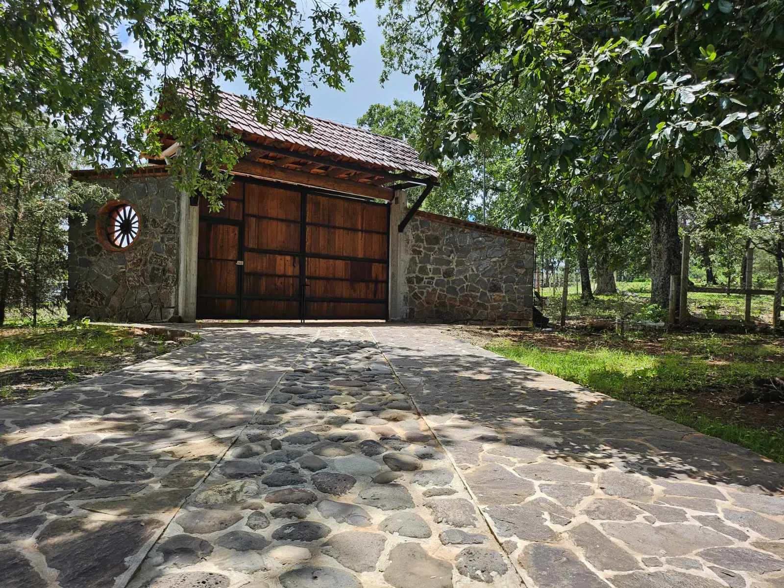 Foto principal de terreno en venta en San Pablo Ojo de Agua, Pachuca: Propiedad Campestre en Huasca Pueblo Magico cercano a Atotonilco,