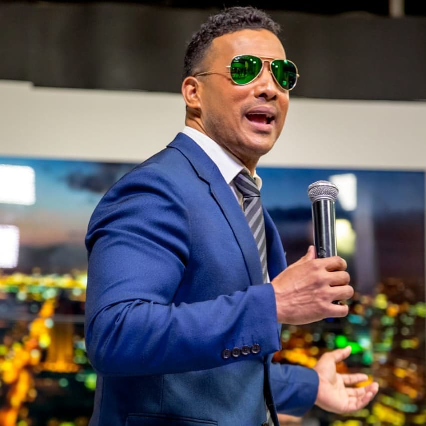 Ivo Mahel cobra por fotos e encontros e gera polémica nas redes sociais