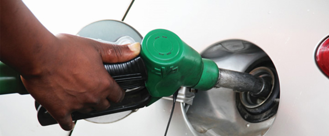 Falta de divisas e pânico pressionam fornecimento de combustíveis