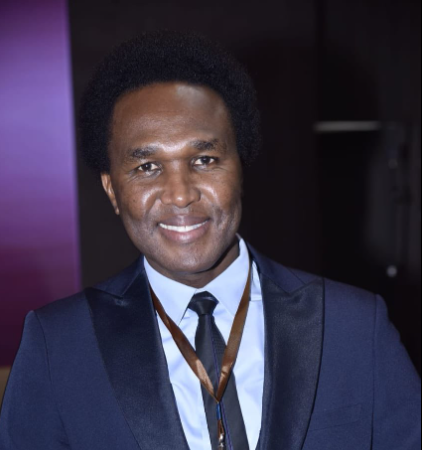 Mondlane explica significado da pulseira e reforça discurso de missão divina