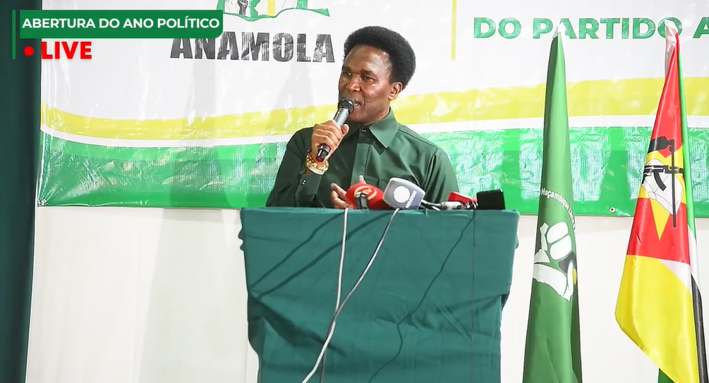 VENÂNCIO MONDLANE TRAÇA “CAMINHO DO CAVALO” E DISCURSO EXPÕE DOR, POBREZA E AMBIÇÃO POLÍTICA EM MOÇAMBIQUE