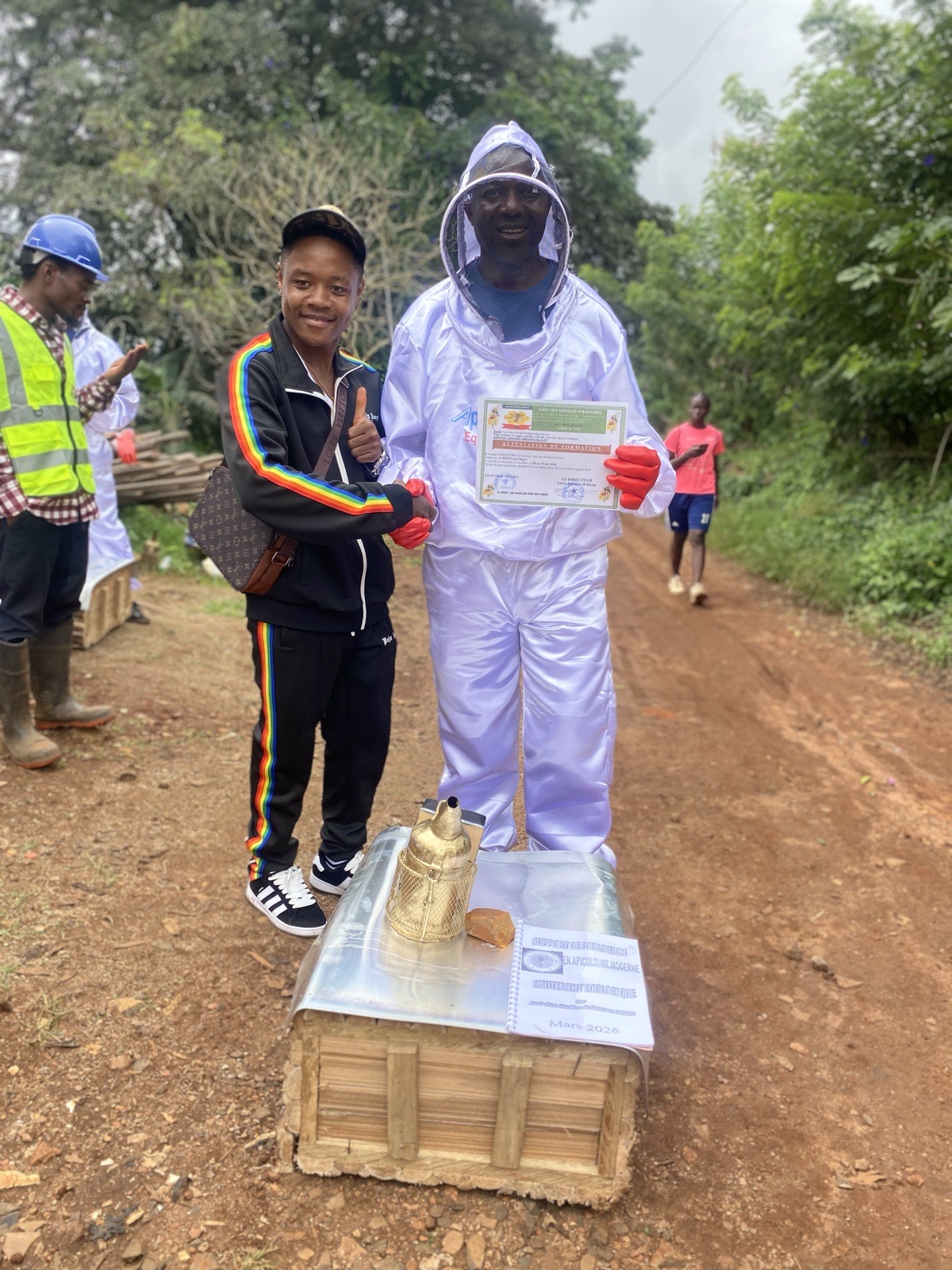 Formation professionnelle en apiculture moderne et moderne et hautement ecologique
