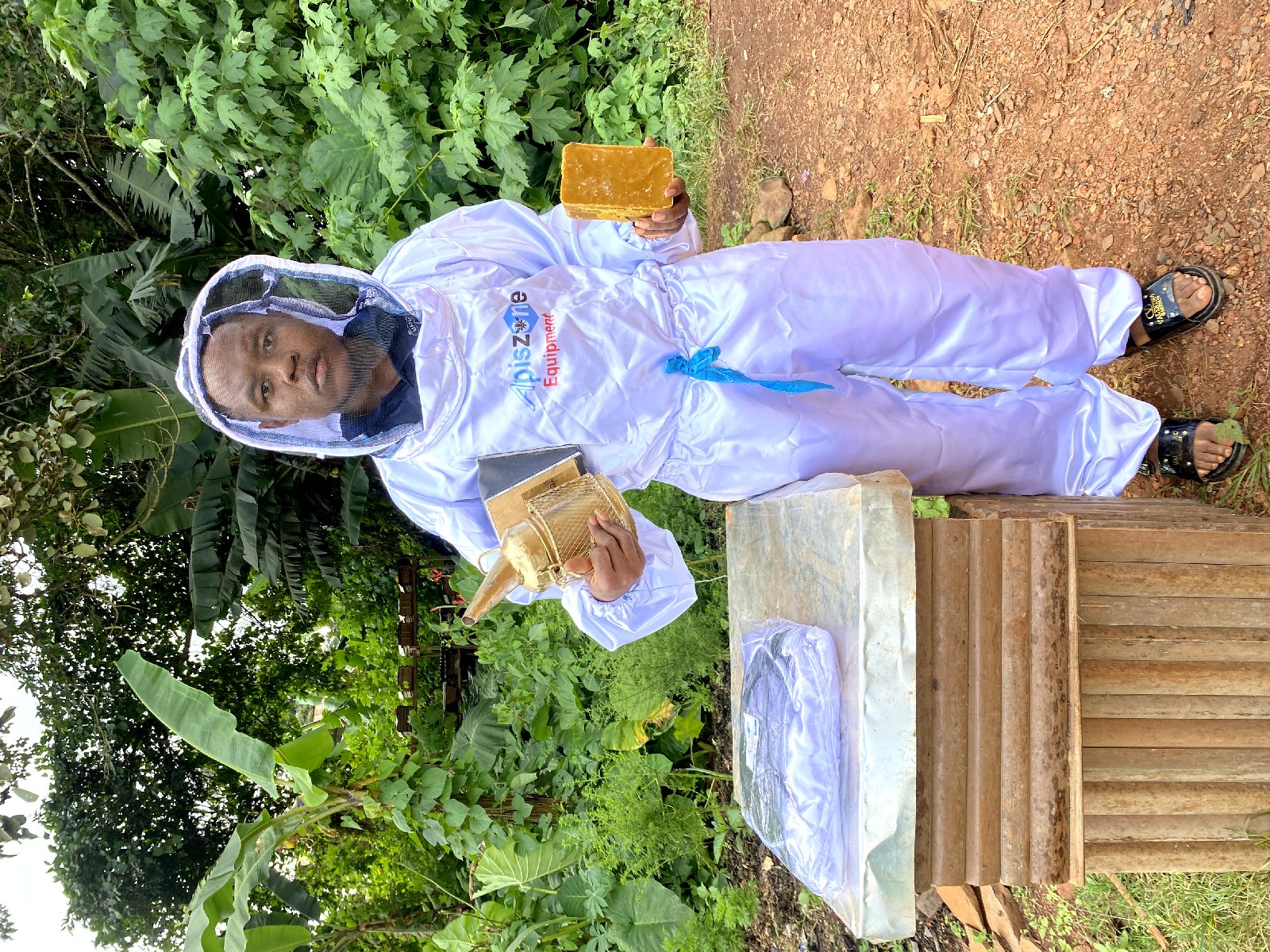formation en apiculture moderne et hautement écologique