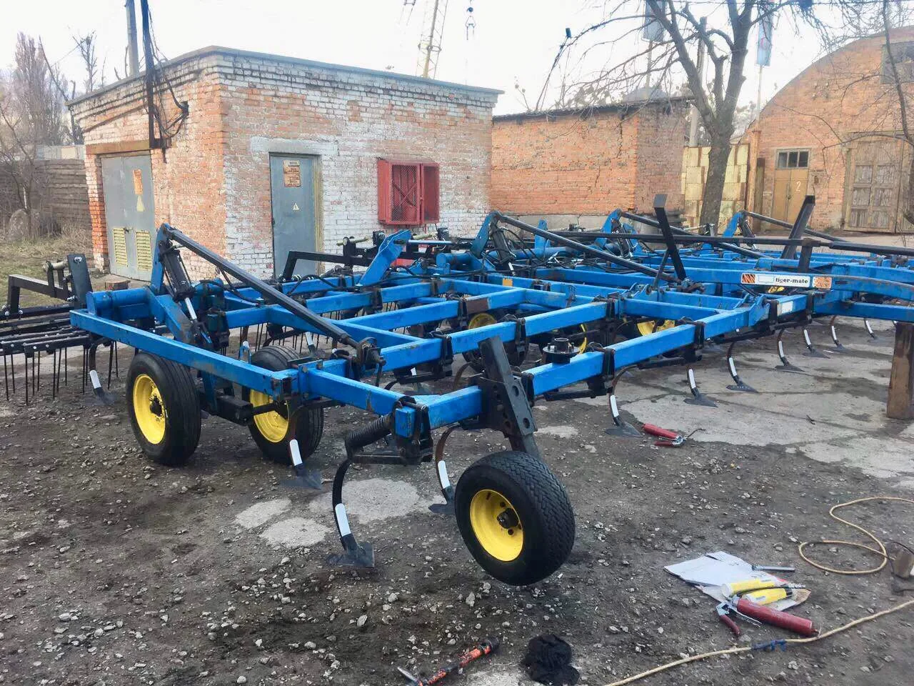 Услуги культивация/ дисковка/ Оренда трактора John Deere 3