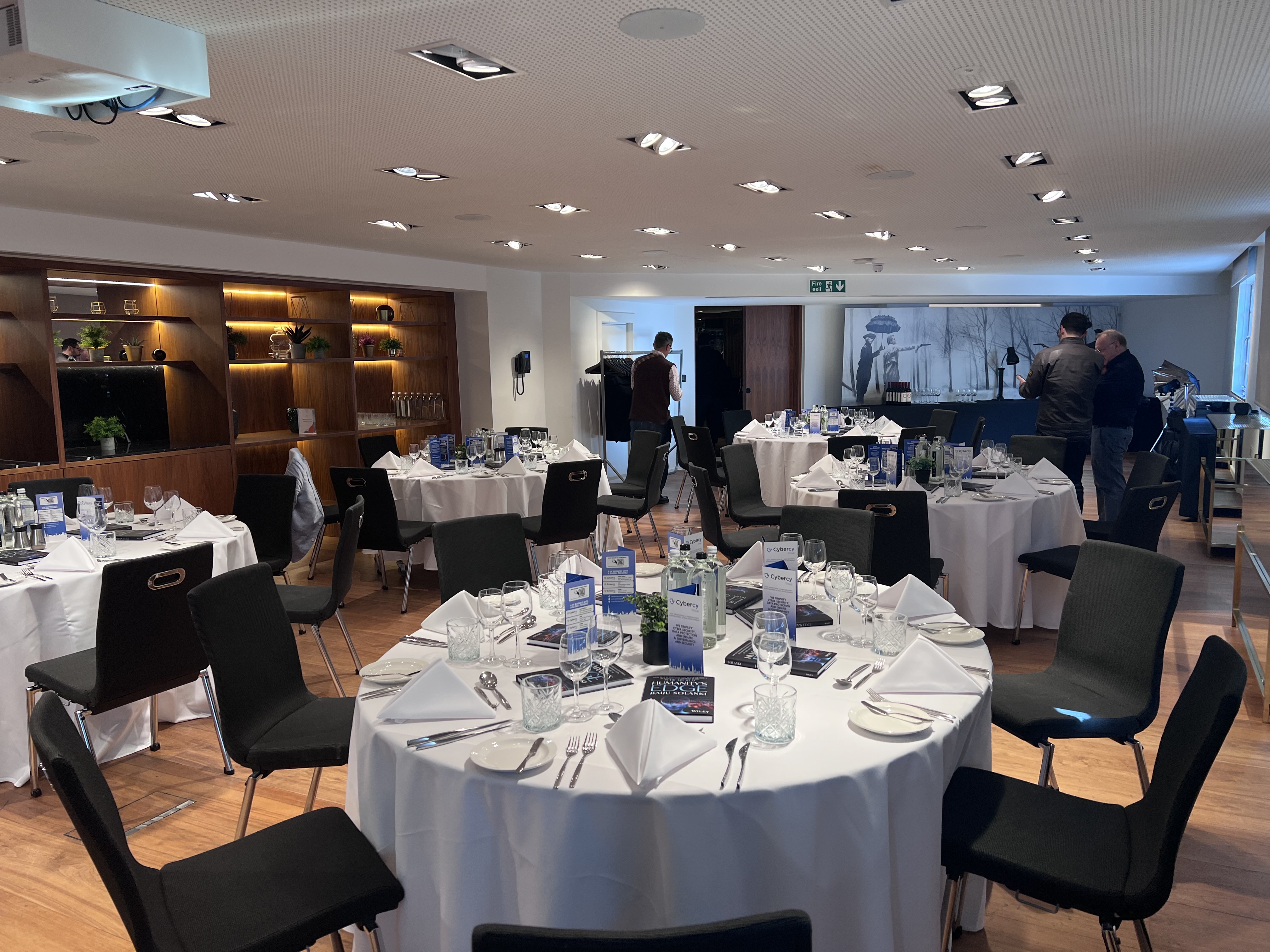 April 2026 AI Dinner - From C-Level to AI Solo: What Changes When Your Team Becomes 30 Agents