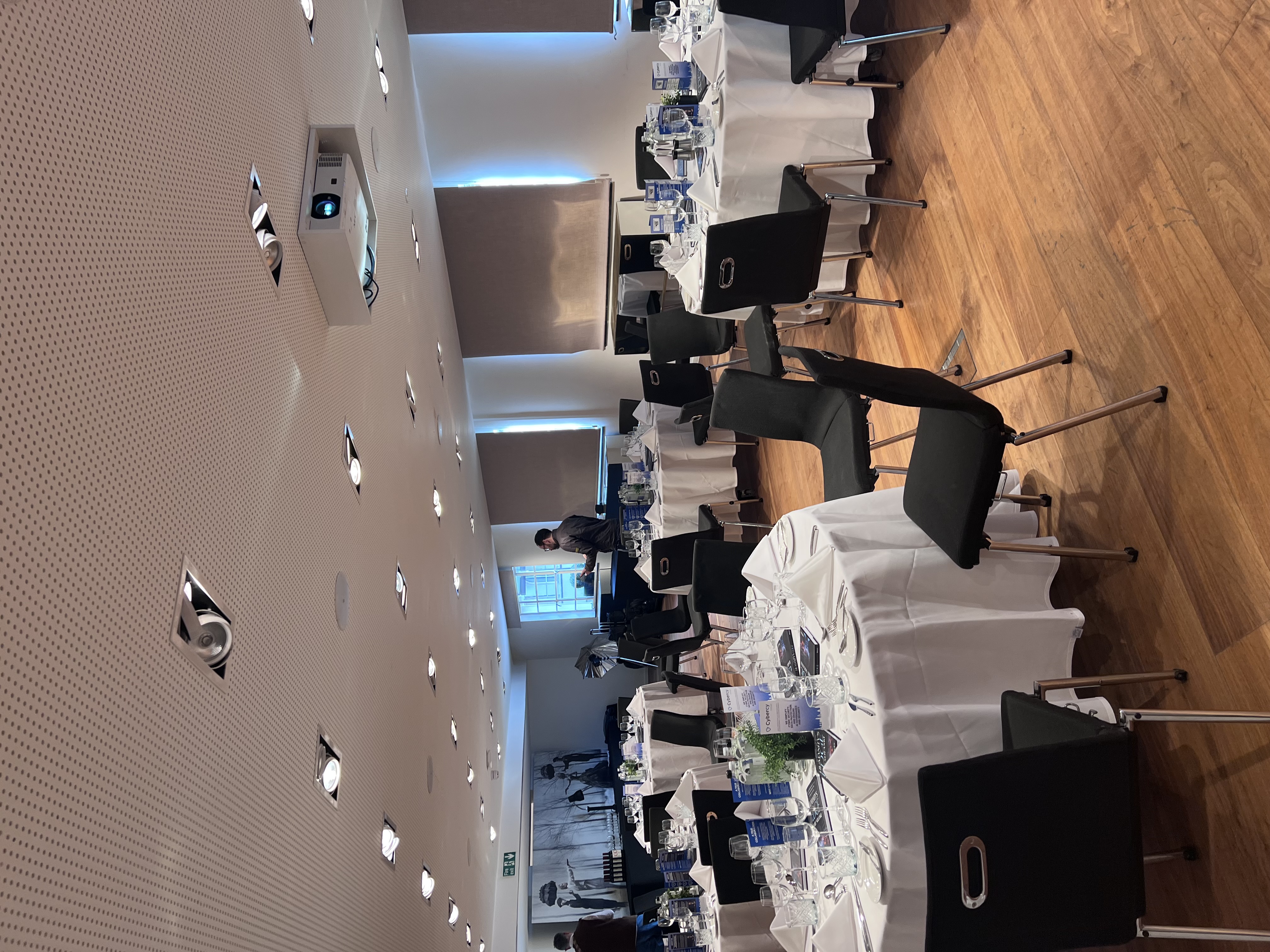 April 2026 AI Dinner - From C-Level to AI Solo: What Changes When Your Team Becomes 30 Agents