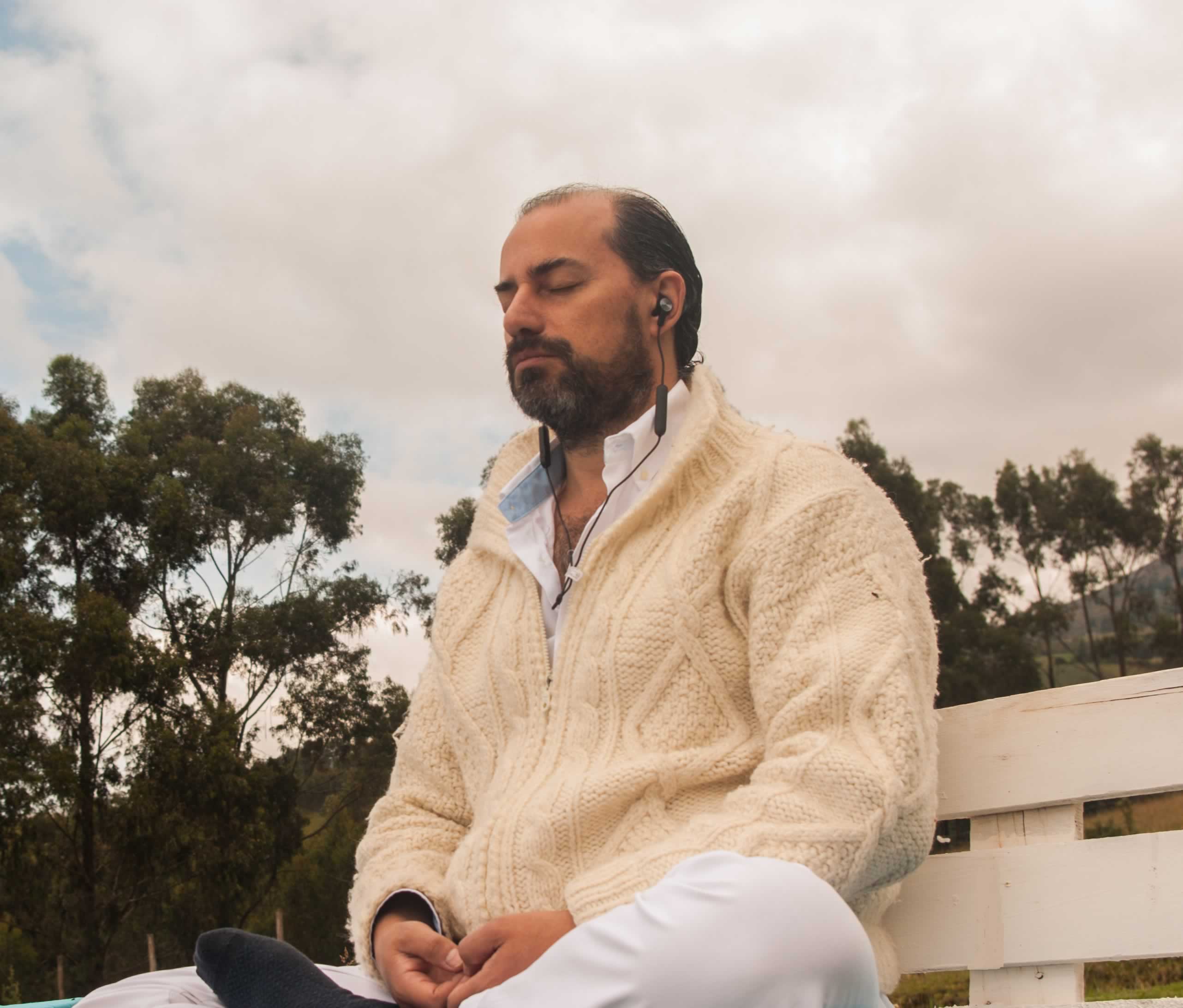 Liv Gyandev, fundador