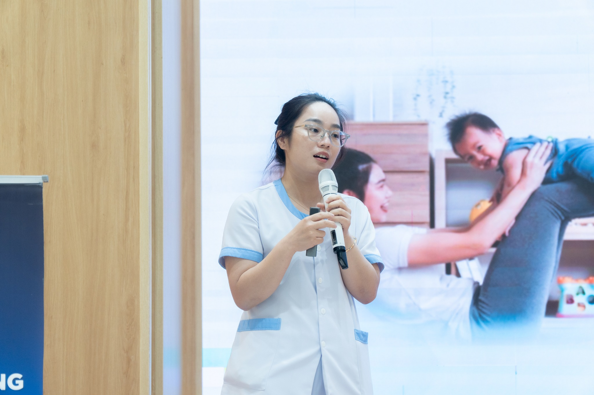 HỘI THẢO TIỀN SẢN THÁNG 12 TẠI BVQT SẢN NHI HẢI PHÒNG: BUỔI SÁNG TRÀN NĂNG LƯỢNG CỦA CÁC MẸ BẦU CÙNG KIDSPLAZA - Bệnh viện Quốc tế Sản Nhi Hải Phòng