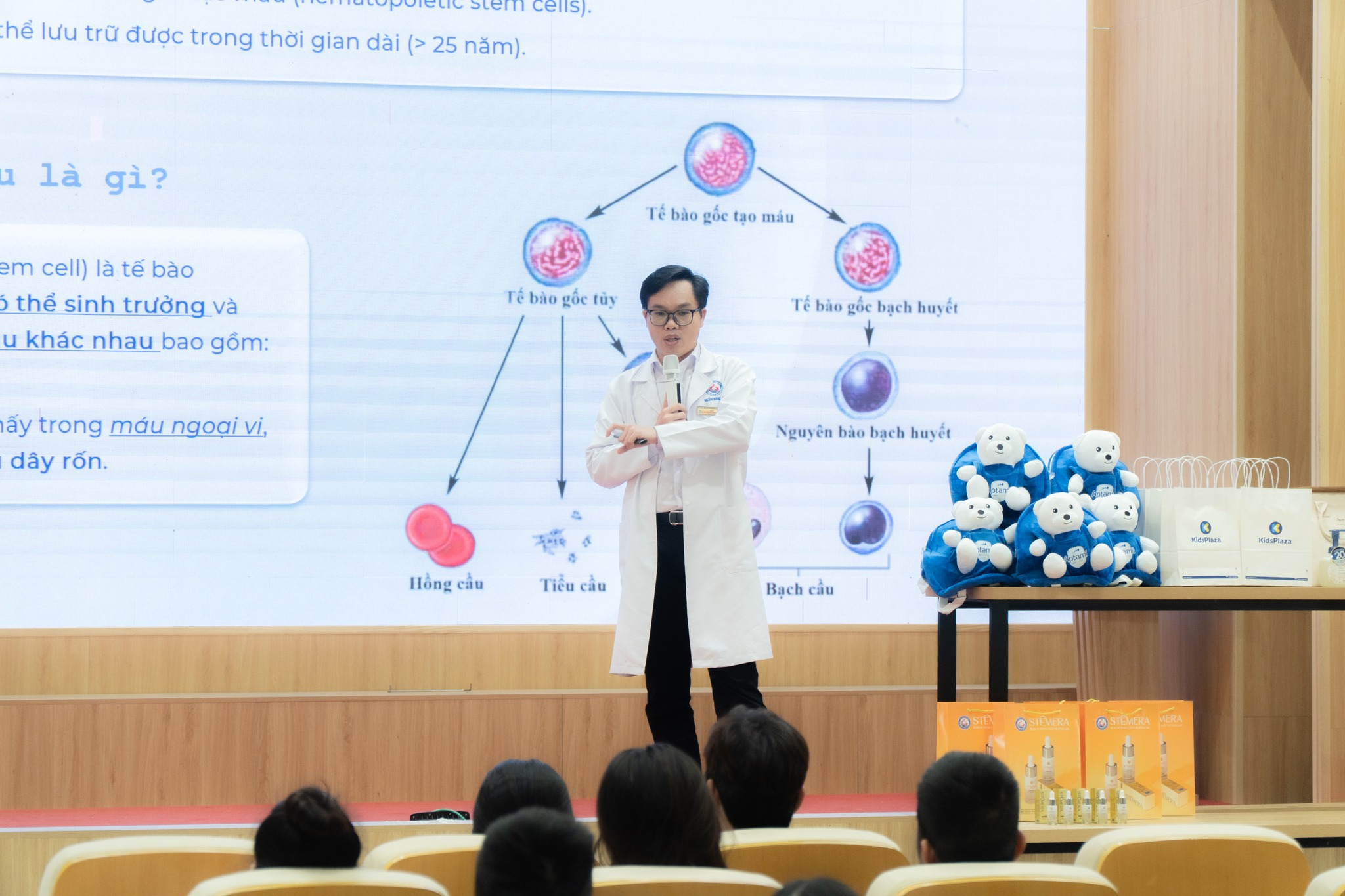 HỘI THẢO TIỀN SẢN THÁNG 12 TẠI BVQT SẢN NHI HẢI PHÒNG: BUỔI SÁNG TRÀN NĂNG LƯỢNG CỦA CÁC MẸ BẦU CÙNG KIDSPLAZA - Bệnh viện Quốc tế Sản Nhi Hải Phòng