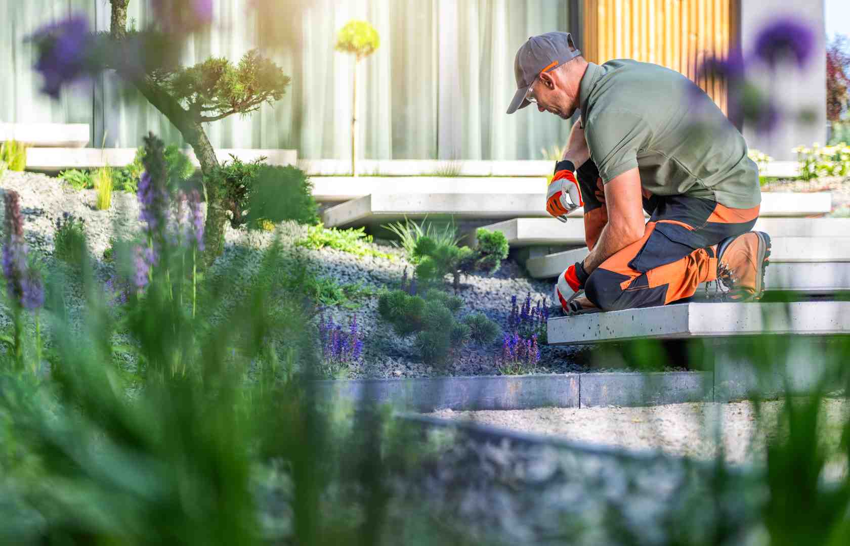 outdoor kitchen and entertainment area - backyard patio ideas