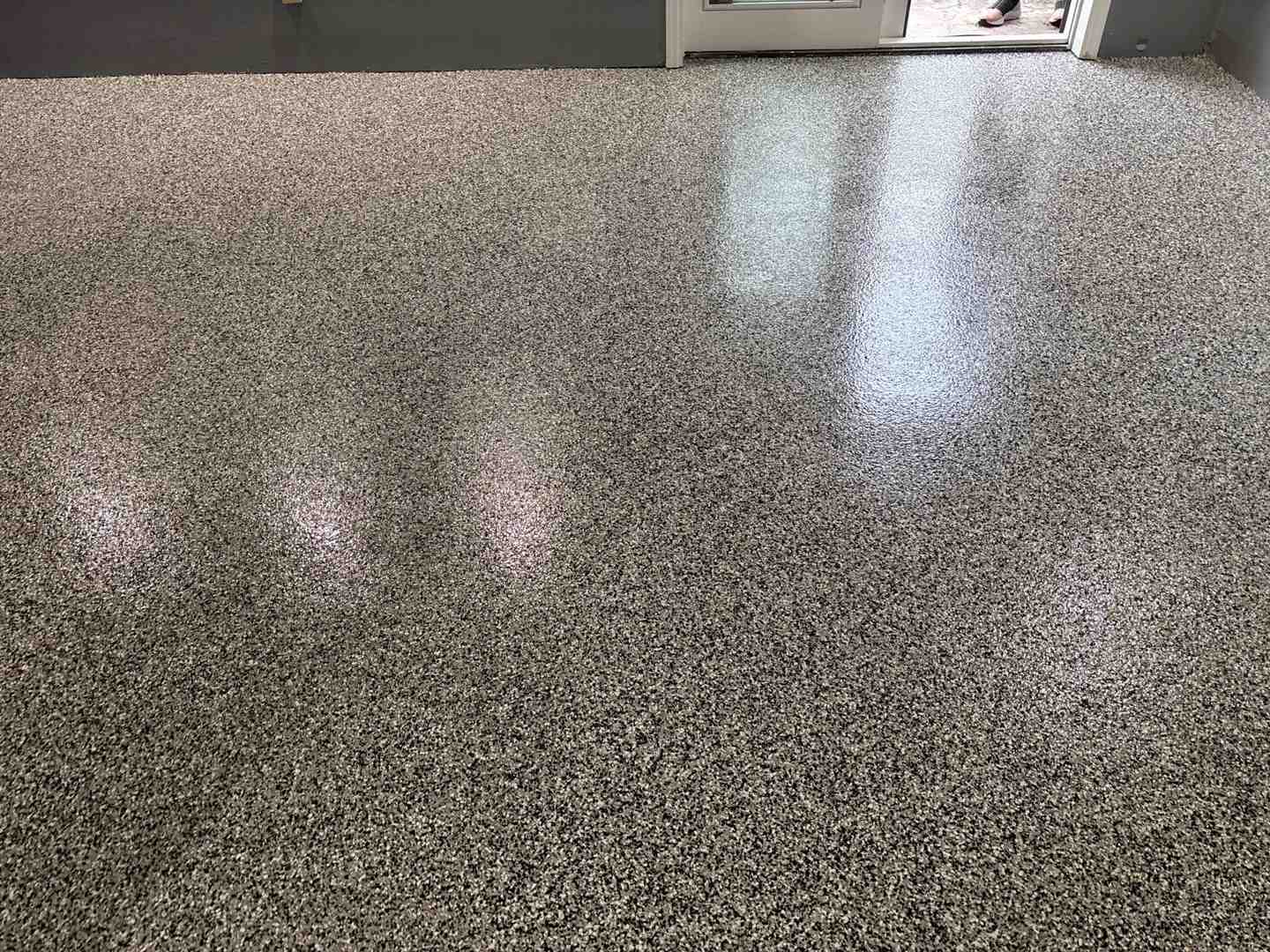 Polyurea shop floor system in a Phoenix commercial garage. - coatings concrete products phoenix az Polyurea shop floor system in a Phoenix commercial garage. - coatings concrete products phoenix az