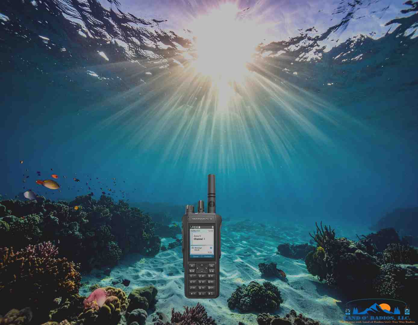 Motorola R7 radio being used on a construction site with workers in harsh conditions - motorola waterproof radio (ip rated)
