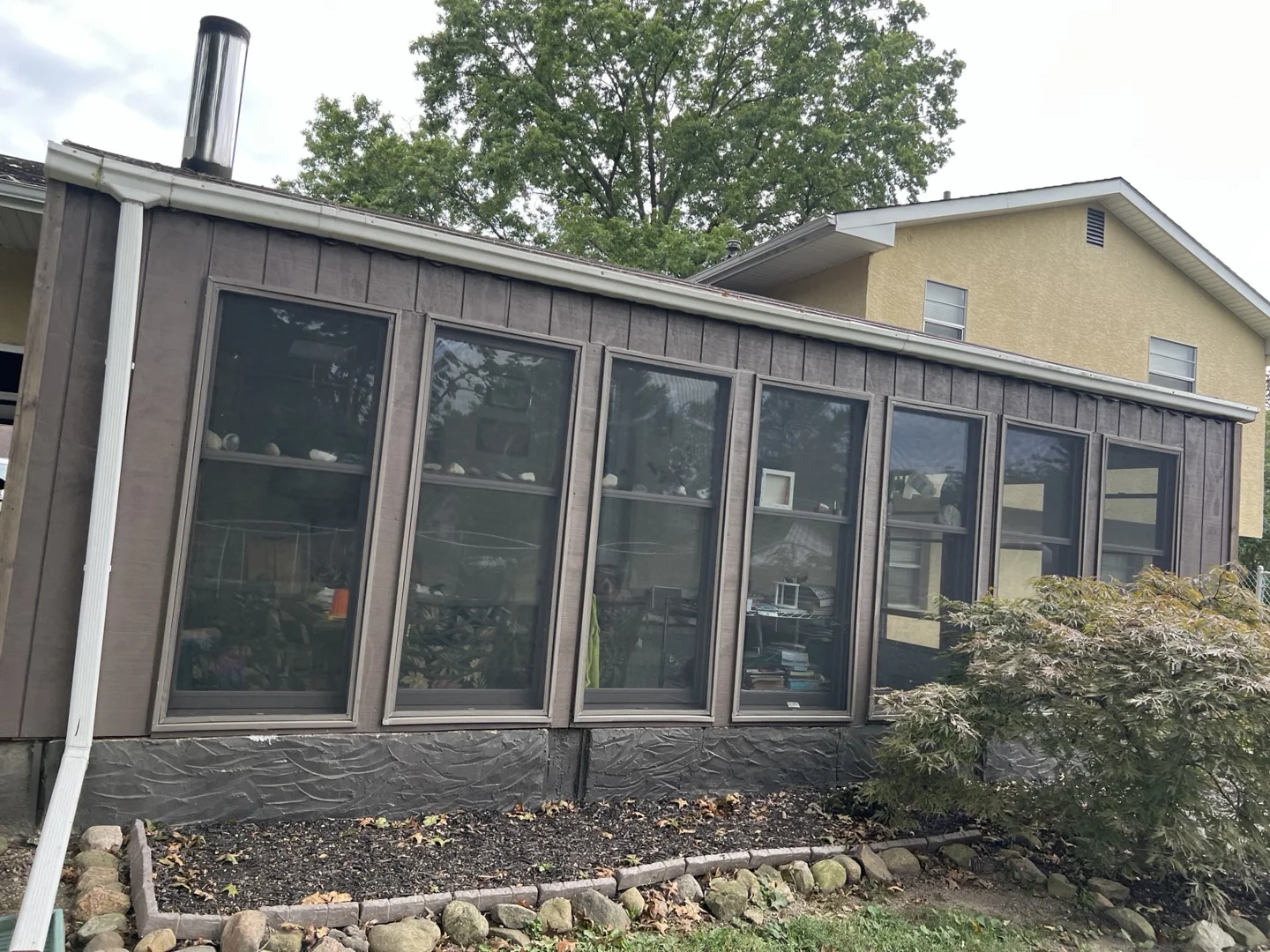 Professional window installation team working on a Columbus home - replacement window columbus ohio