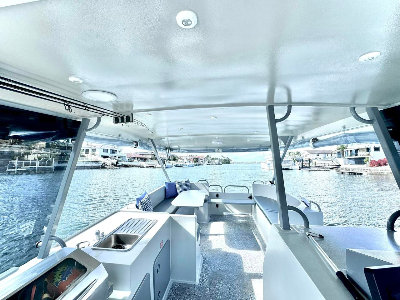 Surfers Paradise Jet Ski - BBQ pontoon boat in Surfers Paradise