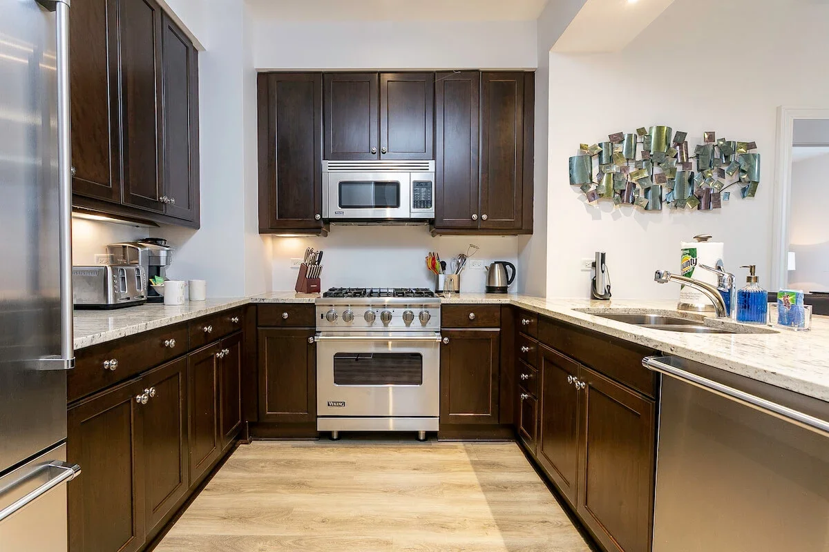 Gold Coast corporate furnished apartment rentals - 2 bedroom kitchen Gold Coast corporate furnished apartment rentals - 2 bedroom kitchen