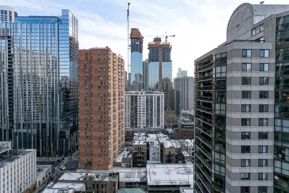 gold coast historic district chicago - luxury corporate apartments chicago