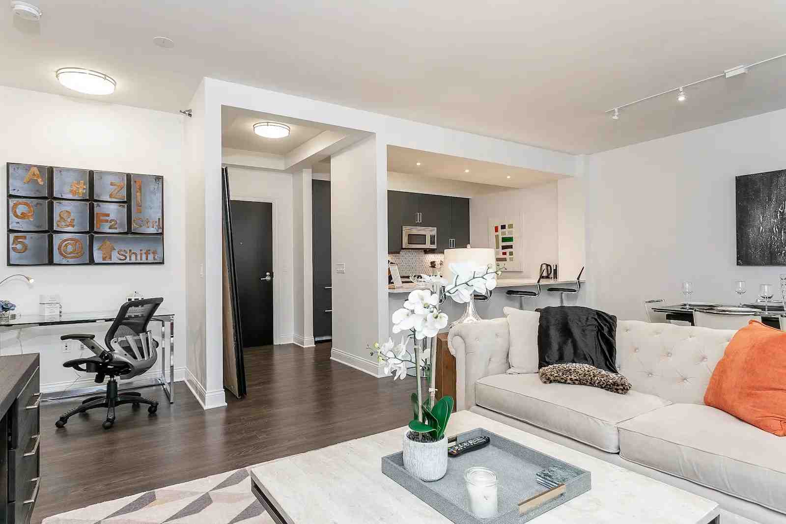 Luxury high-rise furnished apartment interior - one month lease apartments chicago