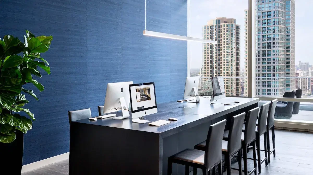 Luxury high-rise exterior in River North - corporate apartments river north
