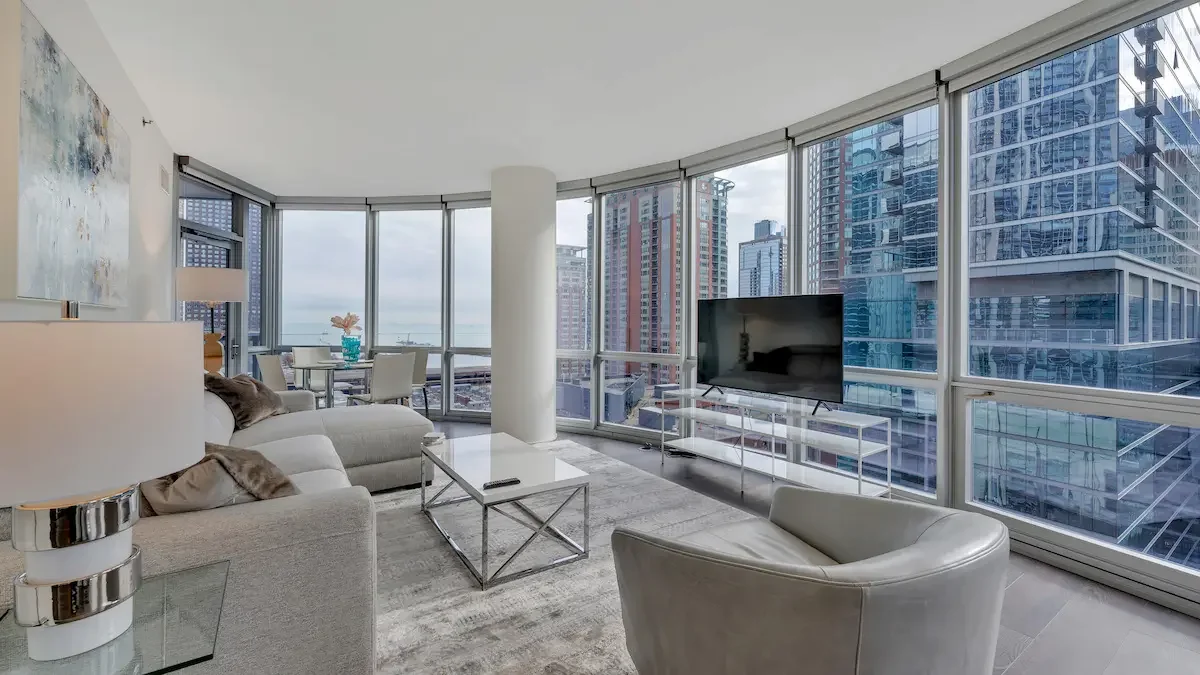 Luxury, move-in ready apartment interior - short term rentals chicago