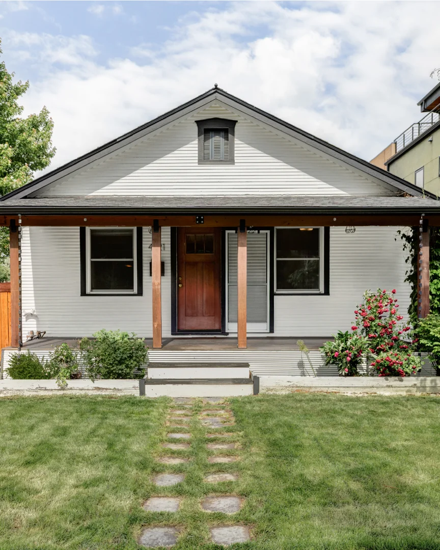 Walkable Denver neighborhood with a local coffee shop - Denver home sales