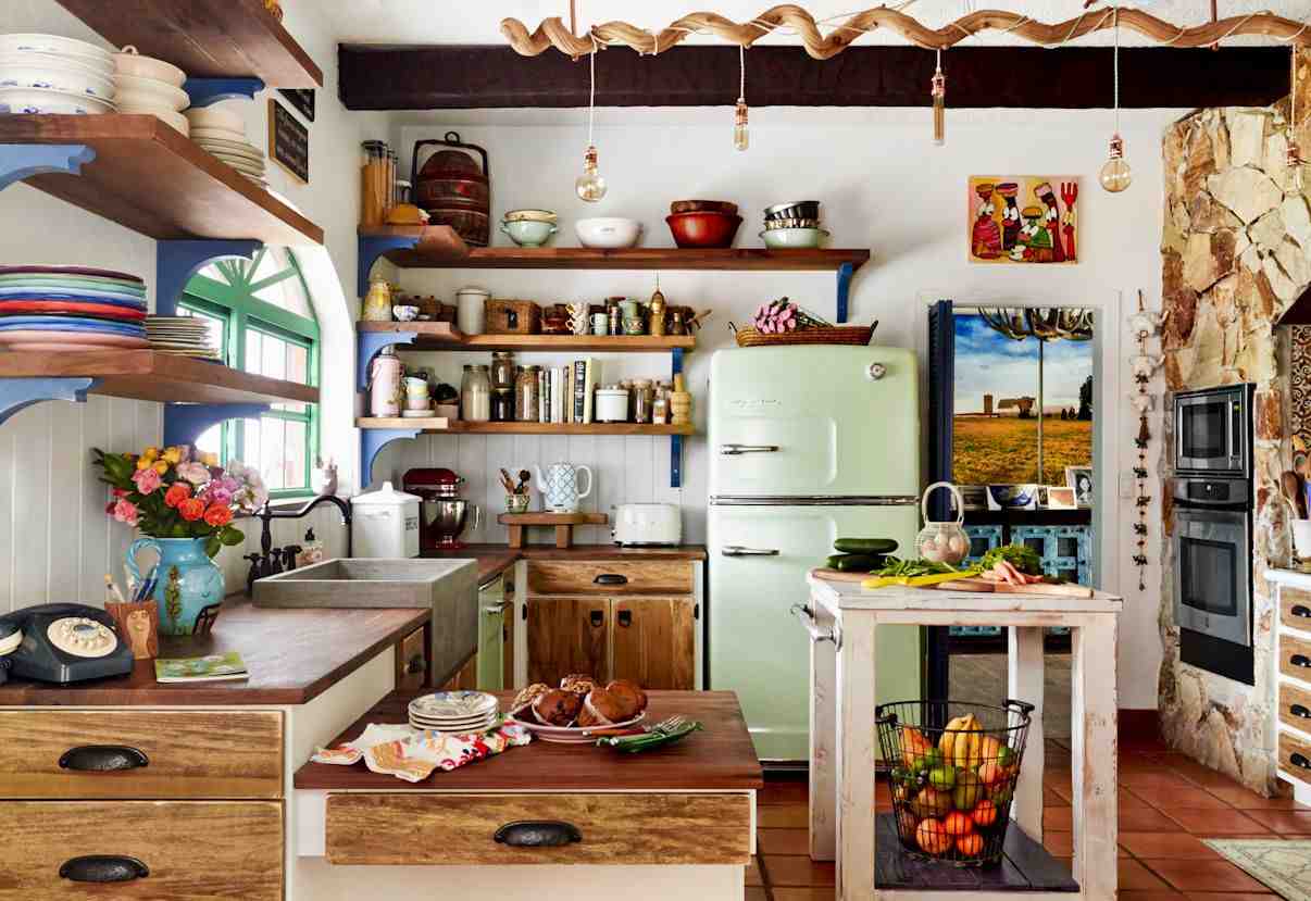 A fully-equipped kitchen in a furnished rental, showcasing appliances, ample counter space, and stylish cabinetry, with elements in brown and green. A fully-equipped kitchen in a furnished rental, showcasing appliances, ample counter space, and stylish cabinetry, with elements in brown and green.