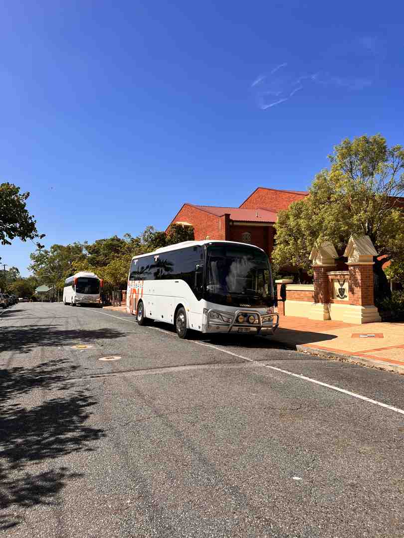 tour bus hire - tour bus hire tour bus hire - tour bus hire