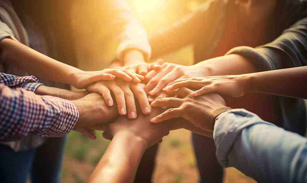 nonprofit volunteers - non profit organization examples