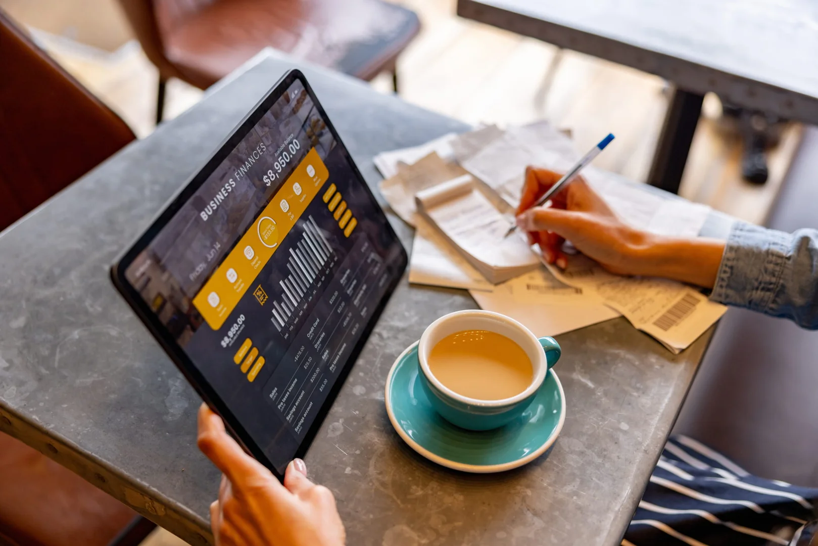 Business performance tracking