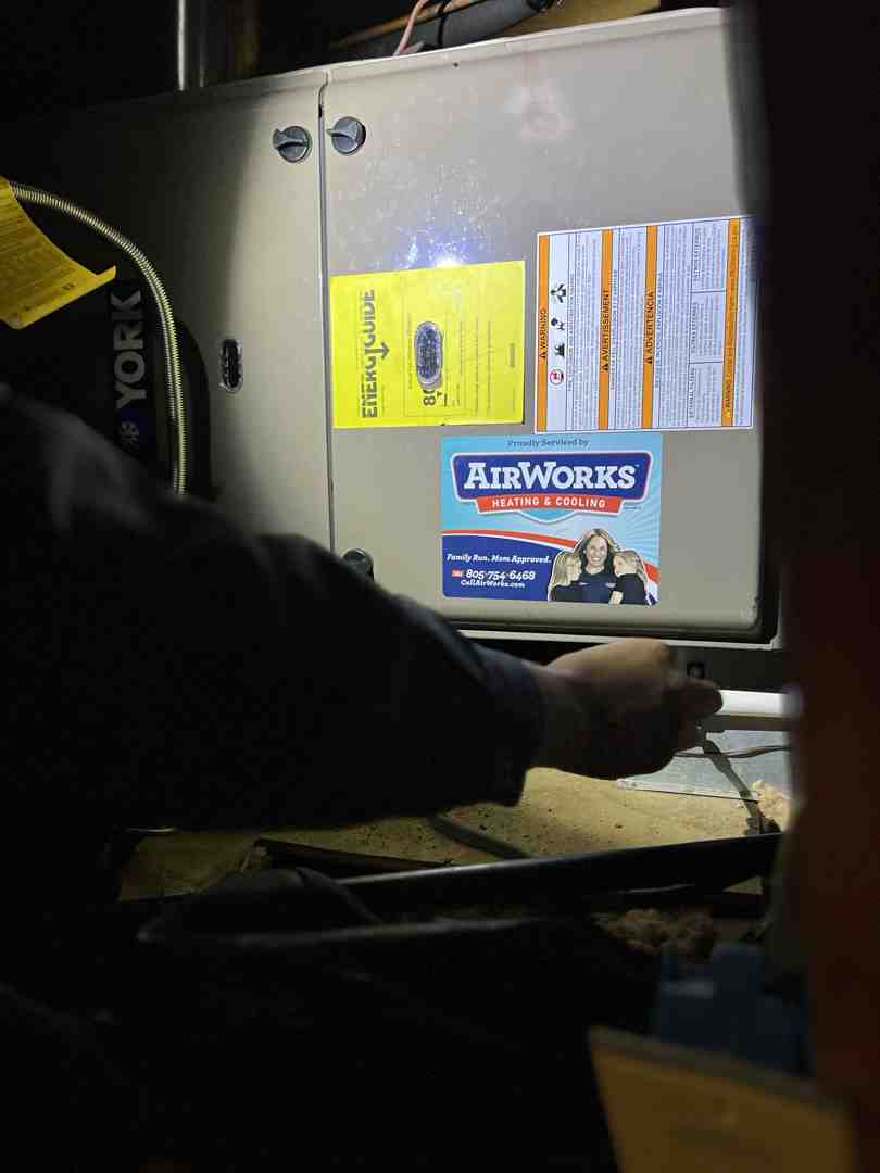 thermostat displaying an error message - emergency hvac repair calabasas ca