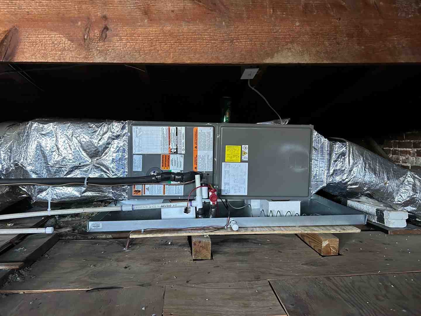 modern, energy-efficient heat pump unit installed in home - best heat pump company in bon air, va