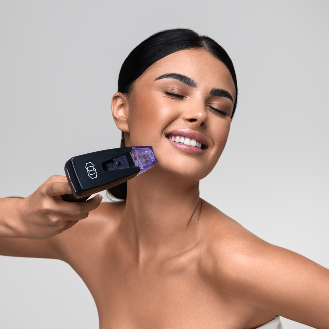 Diagram showing Morpheus8 needles penetrating the dermis and delivering RF energy - morpheus skin treatment