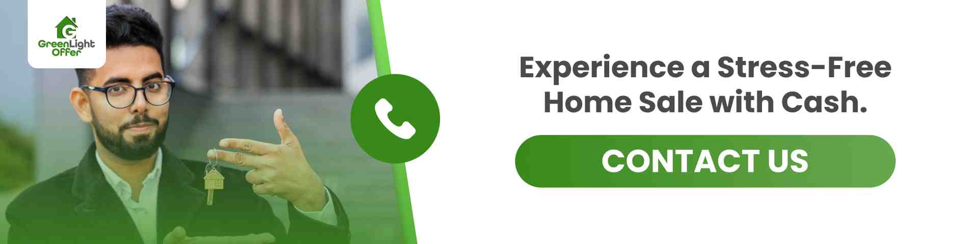 Man holding house key with text urging stress-free home sale with cash offer and a contact button.