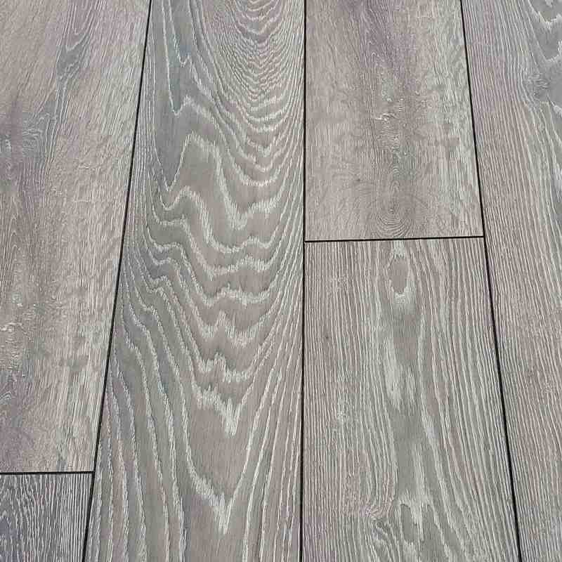 Good Fellow Bedrock Oak 10mm Laminate
