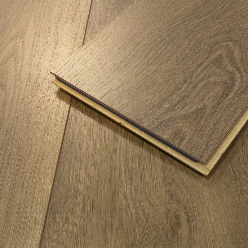 Kronoswiss Montreux Oak 12mm Laminate