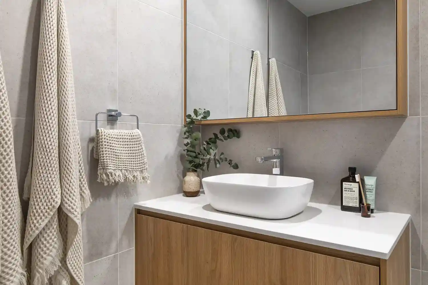 master ensuite - master ensuite