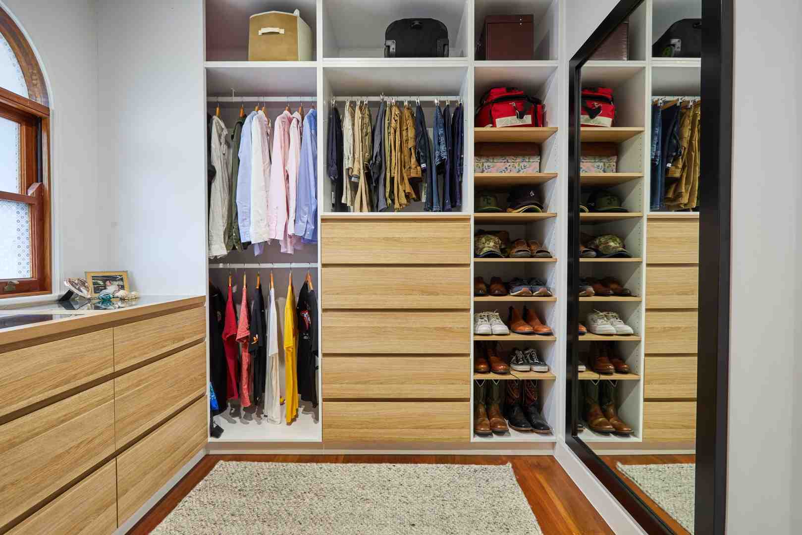 Elegant luxury bedroom wardrobe with sleek design and organised storage, highlighting how a well-designed wardrobe can simplify daily routines and elevate bedroom style Elegant luxury bedroom wardrobe with sleek design and organised storage, highlighting how a well-designed wardrobe can simplify daily routines and elevate bedroom style