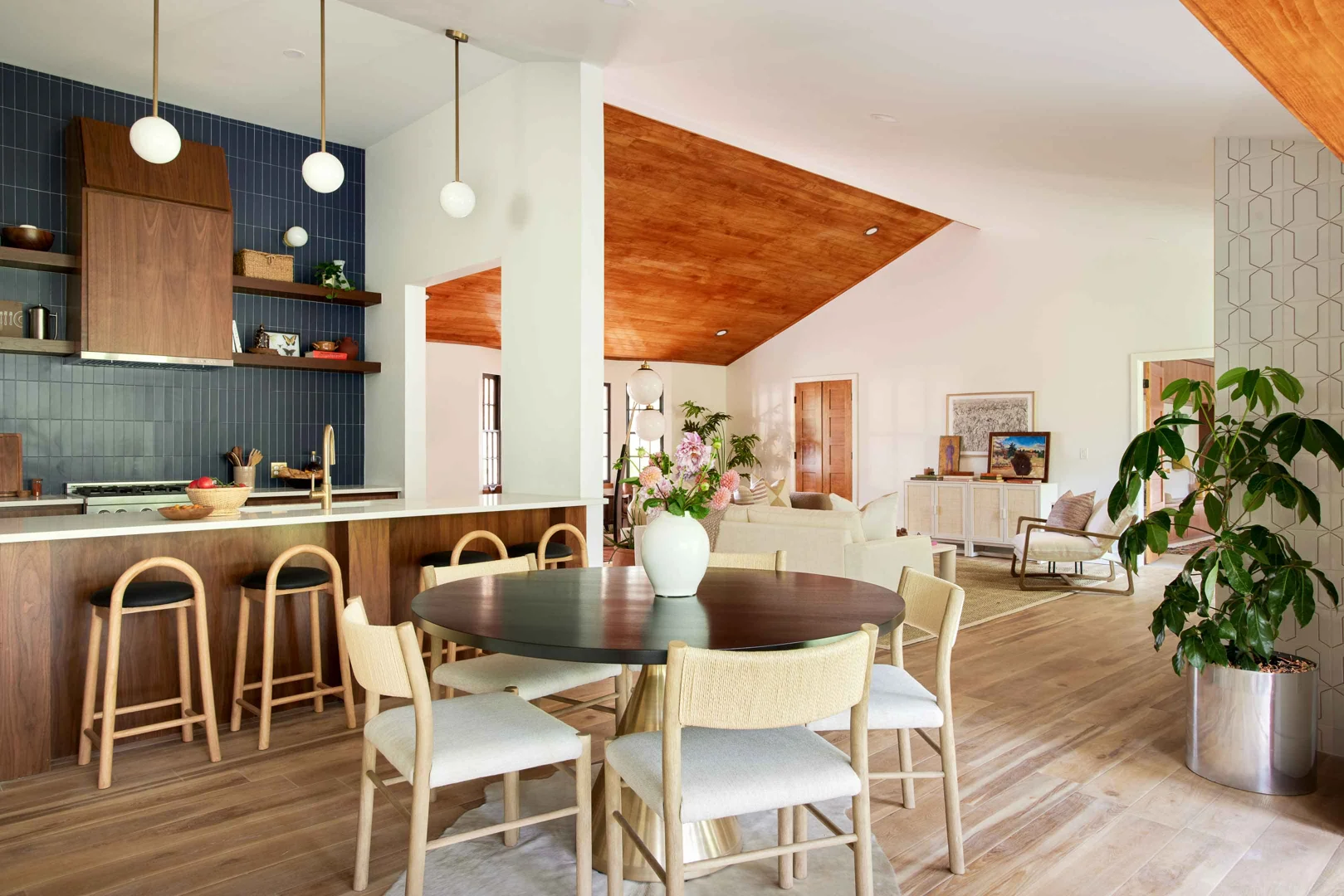 Building a home that outlasts a trend - timeless home exterior
