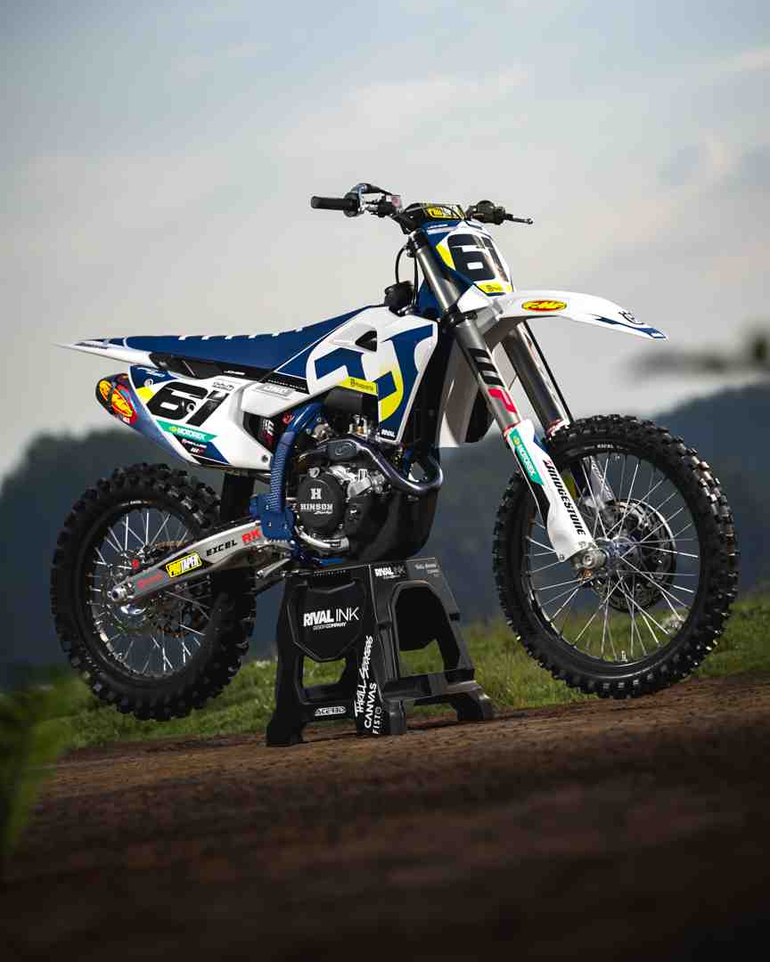 user-inserted Husqvarna STOCK 26 Graphics Kit