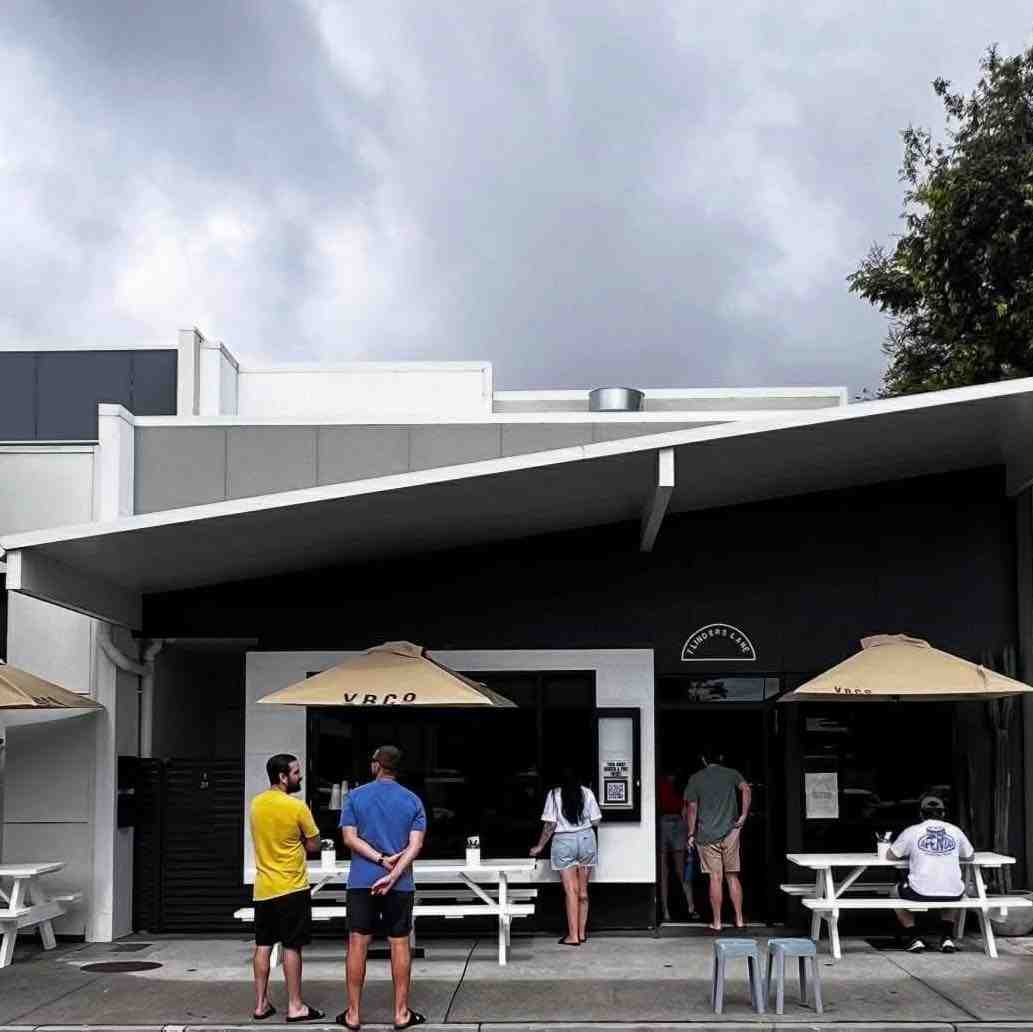 Flinders Lane Cafe storefront or happy customers enjoying their meal - best brunch in Maroochydore