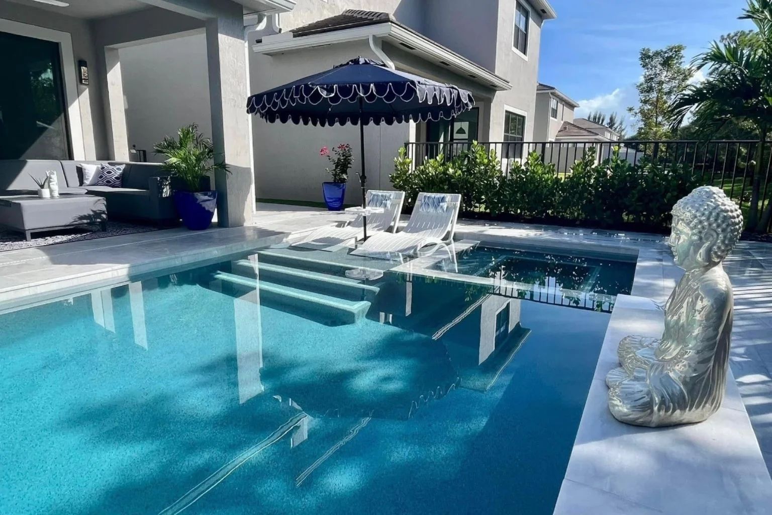 baja shelf portfolio built by M & M Pool Builders